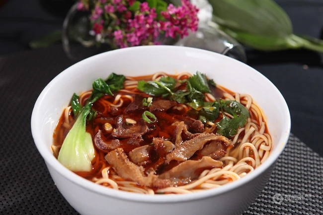 色香味俱全的忘情牛肉面图片 第4张