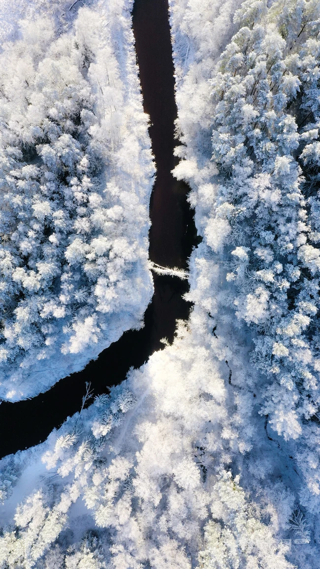 高清航拍森林河流，穿山公路等风景高清手机壁纸