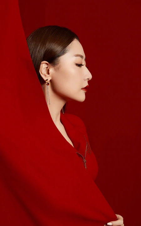 白冰魅力中国红超美艺术感写真图片