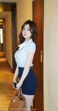 气质甜美职场小女生秘书糯美子Mini紧身职业装短裙袜装高跟气质写真图集
