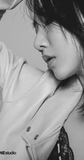 弦子气质露肩装大秀美肩柔美魅惑杂志写真图片