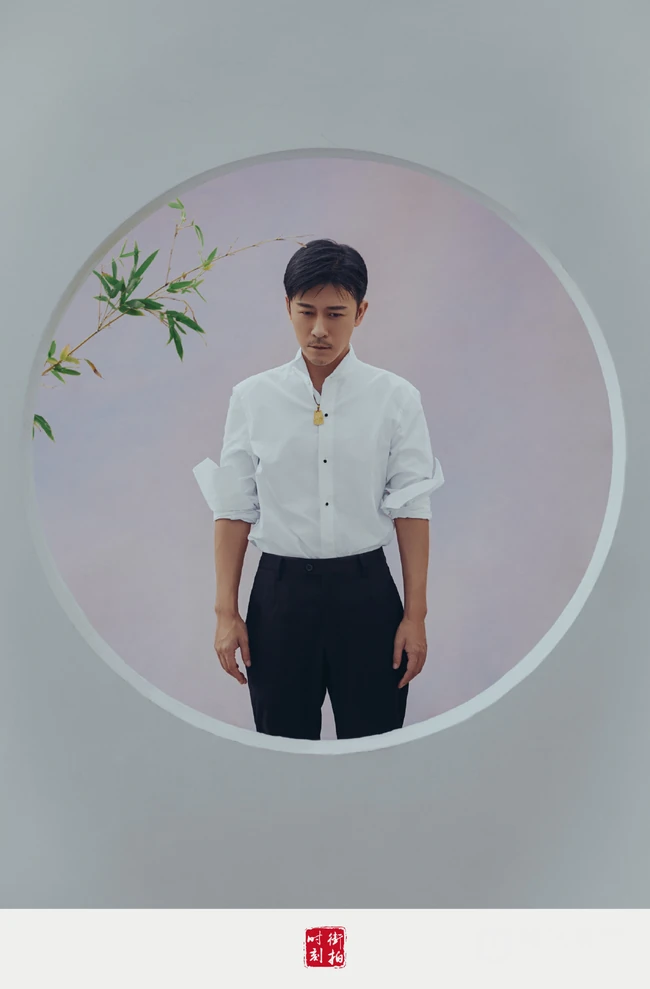 他从画中来，林雨申白衫黑裤复古绅士写真图片