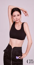 瑜伽女生母其弥雅气质紧身运动背心，礼裙衣系列杂志写真集