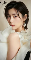卢杉黑白拼接连衣纱裙气质写真照