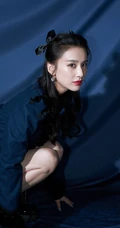 黄圣依复古英伦风套装短裤可爱写真照
