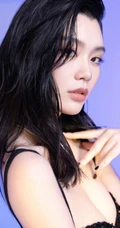 奚梦瑶气质大方黑色家居服肩带裙穿搭出席活动显白皙线条美照