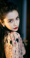 angelababy杨颖优雅复古印花公主裙唯美写真图片