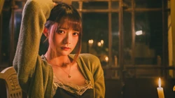 烛光中的少女，燃烧 蜡烛 美少女 温暖色写真高清壁纸图片