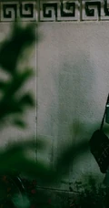 刘诗诗休闲装黑裤穿搭夜景街拍照片