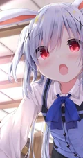大大眼睛，带耳朵的狐狸或兔子动漫少女人物高清图片
