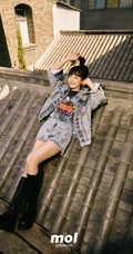 北京里的胡同女孩，王鹤润俏皮可爱胡同写真图片