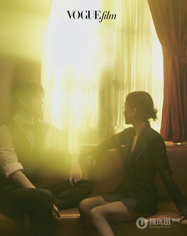 周迅、王一博&ldquo;花的游吟&rdquo;短片杂志宣传写真，很妙的姐弟组合，令人期待