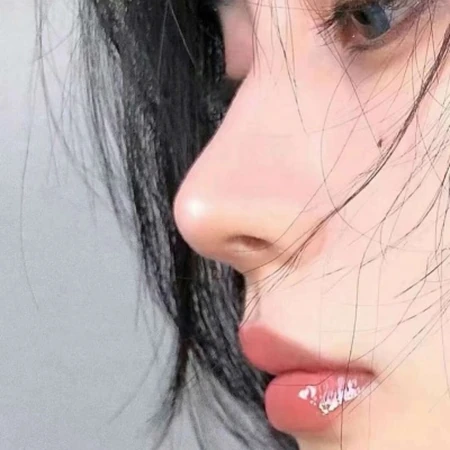 一眼忘不掉，一看就让人记住的质感、个性、清新、古风女子微信头像图片