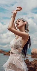 香港明星演员，模特儿陈凯琳狂野户外婚纱系列气质写真图集