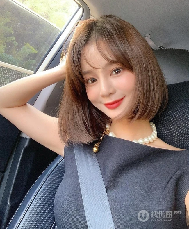 知性，温柔，又不失灵动可爱的女生齐肩短发，2020最新款女生发型图片 第6张