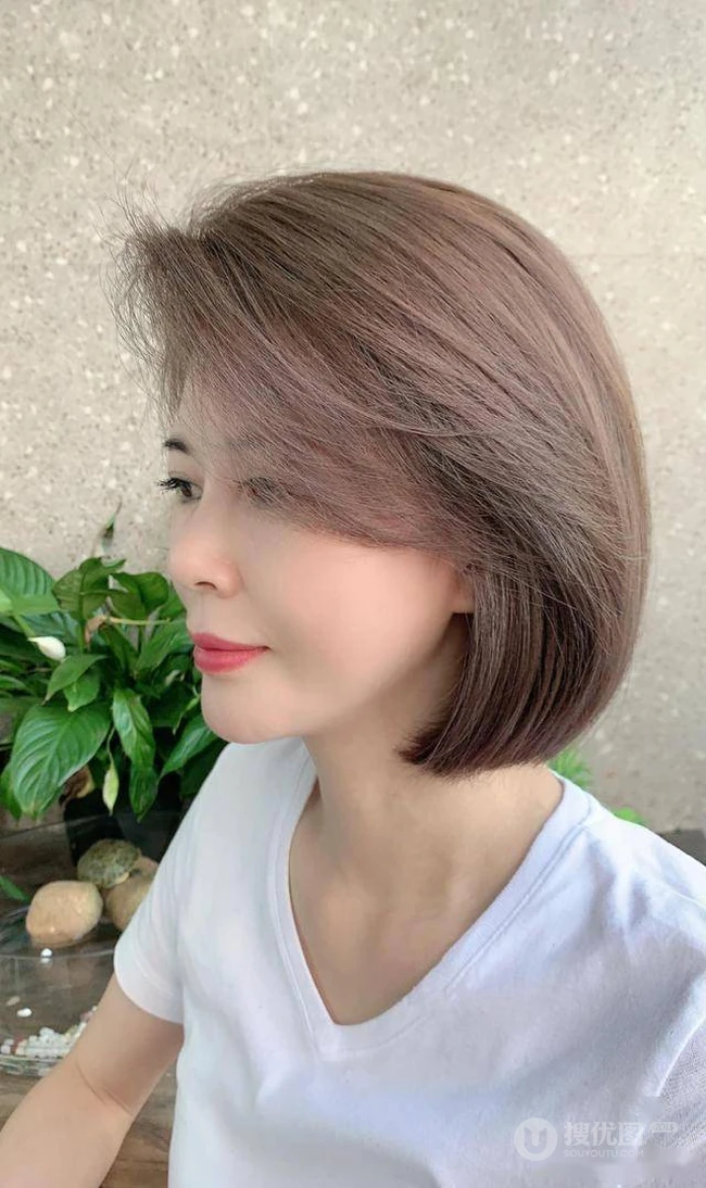 什么样的短发好看？精选时尚，清爽，干净，有朝气的女生短发发型图集参考 第18张