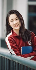 张可盈运动校服穿搭怀念校园写真图片