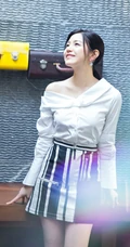 陈妍希白衣短裙甜美可爱写真图片