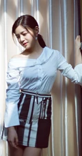 陈妍希白衣短裙甜美可爱写真图片