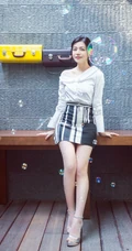 陈妍希白衣短裙甜美可爱写真图片