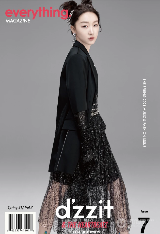 周冬雨清新靓丽KIND_Magazine杂志写真照