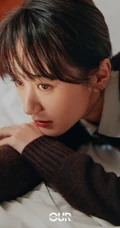 袁冰妍毛衣短裙淑女风穿搭安静甜美杂志写真照