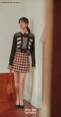 袁冰妍毛衣短裙淑女风穿搭安静甜美杂志写真照