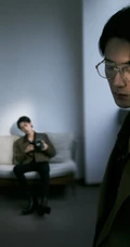 广西北海帅气歌手檀健次慵懒忧郁居家写真照片