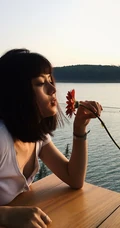 齐刘海短发发型混血女生时尚靓丽，青春动感唯美气质生活照片图集