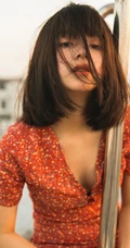 齐刘海短发发型混血女生时尚靓丽，青春动感唯美气质生活照片图集