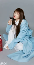 李一桐MadameFigaro中文版杂志写真照，多套冬装服饰诠释时尚女人魅力