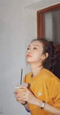 气质女生郑合惠子品牌休闲运动套装随意穿搭清爽室内写真照
