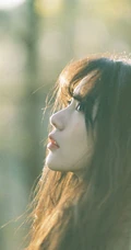 安泳畅唯美深秋与路边树木，落叶街拍写真美照
