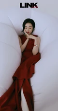 陈小纭轻松驾驭百变风格，时尚靓丽写真杂志图片