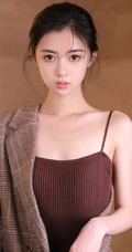 精选高颜值漂亮少女少女肩带连体衣穿着显白皙肌肤线条感室内写真图片集
