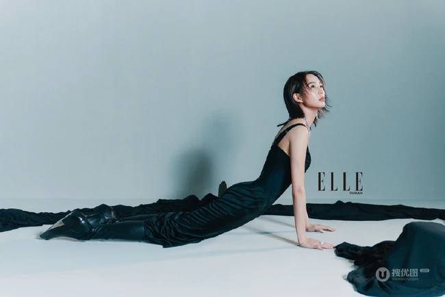张钧甯2020最新ELLE TAIWAN十二月封面写真图片