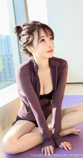 清甜秀美，肌肤雪白少女南初妹妹气质紧身运动礼裙背心短裤街拍图集（一）