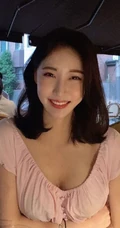 笑容甜美，身材动人 舞蹈系匀称气质韩国妹子气质可爱生活照自拍图片（杂图集）