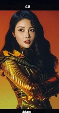 徐冬冬黄金色铠甲着身化身神奇女侠，大秀气质有致身材曲线