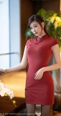 媚态十足 柔女生生杨晨晨sugar气质红色旗袍深袜袜装秋波湛湛室内高清套图