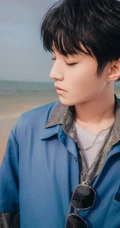 王俊凯春日海边写真图片