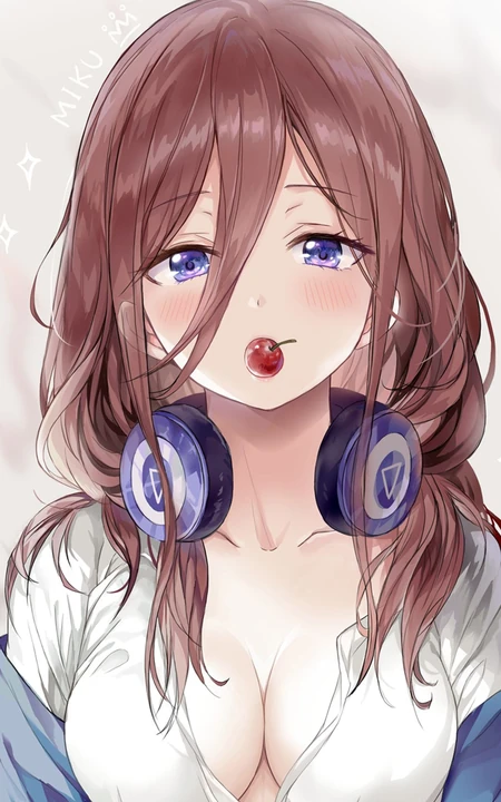 嘴叼樱桃，脖戴耳机的性感丰满二次动漫美女手机壁纸图片