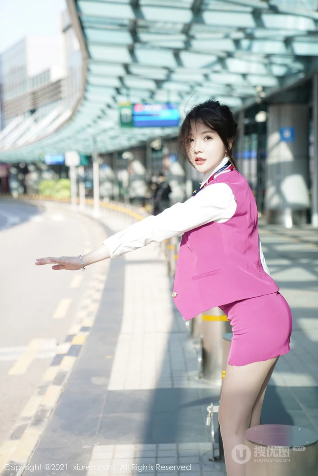 机场偶遇气质女生空姐制服装袜装女生糯美子MINIbabe气质写真套图