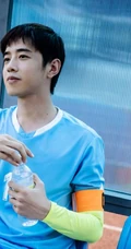 许光汉、章若楠主演电影《你的婚礼》高清宣传剧照，海报图片