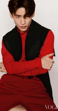 白敬亭VogueFilm杂志帅气写真照片