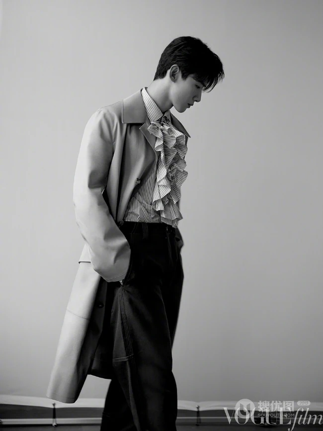 白敬亭VogueFilm杂志帅气写真照片