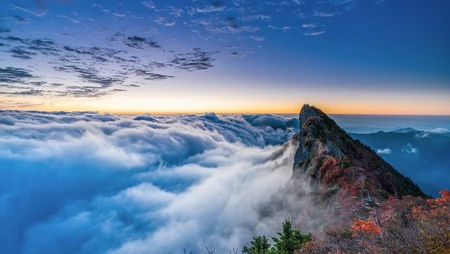 云海 云山雾海 山 高峰 风光景色壁纸图片