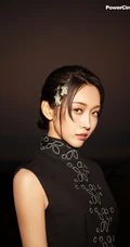 女生宣璐气质优雅户外森系柔美时尚动人写真照片