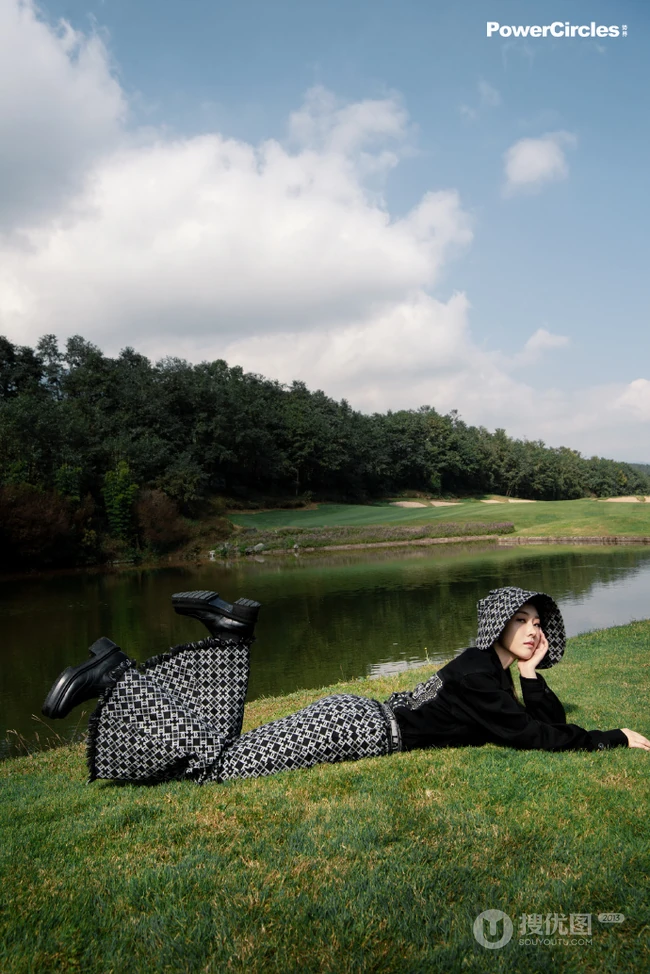女生宣璐气质优雅户外森系柔美时尚动人写真照片