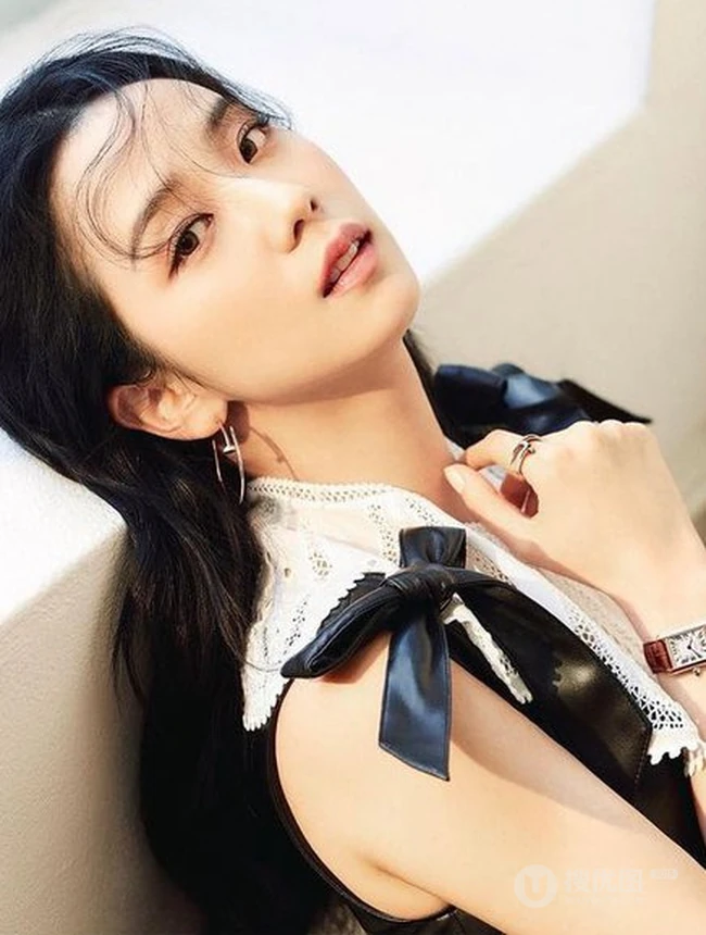 BLACKPINK成员金智秀ELLE杂志写真照片